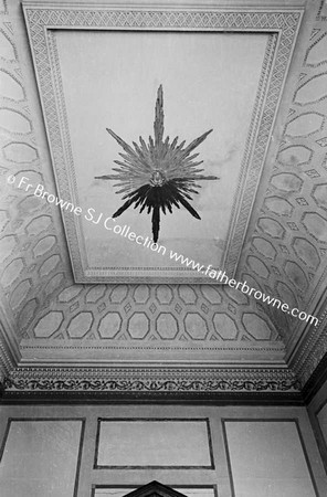 CASINO MARINO SUNBURST CEILING